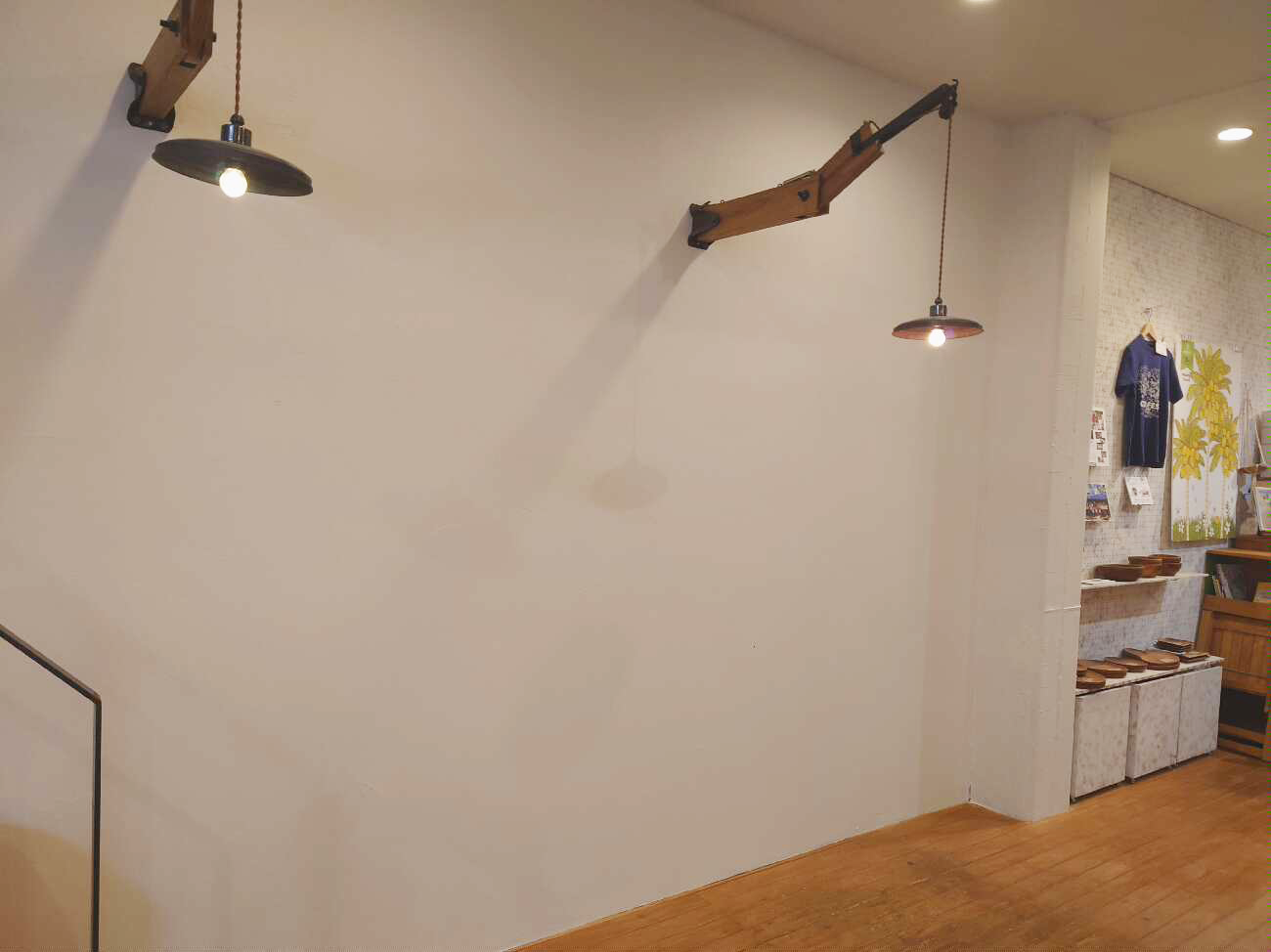 店舗：テナント内壁塗装工事 事例