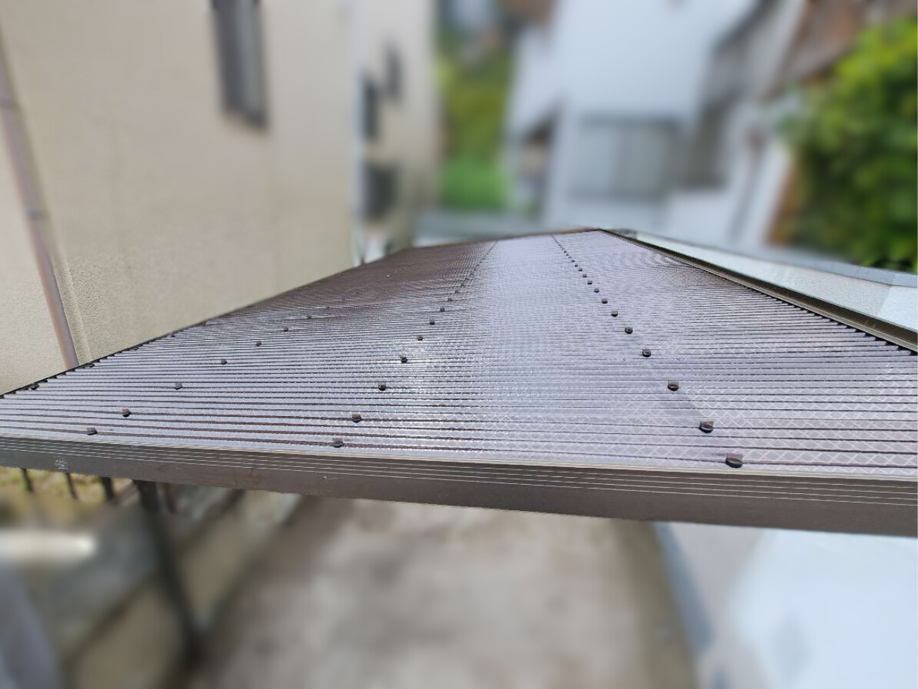 戸建：カーポート波板工事 施工事例